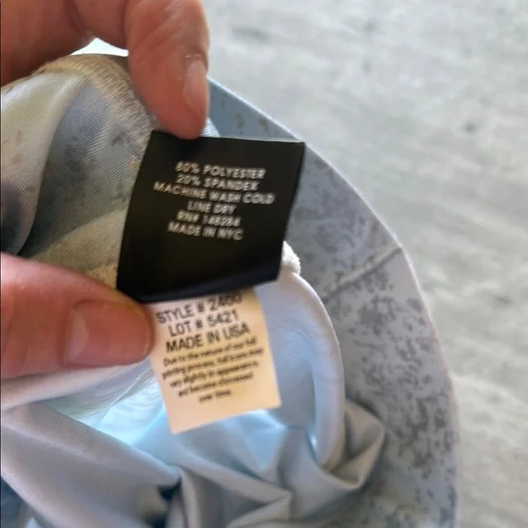 Terez Blue Silver Ombré Leggings - Picture 5 of 5